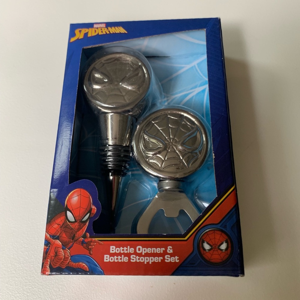 Marvel Spiderman Wine Stopper and Bottle Opener